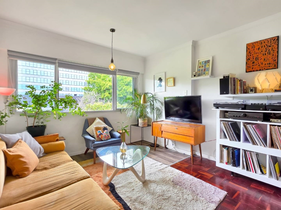 2 Bedroom Property for Sale in Sea Point Western Cape